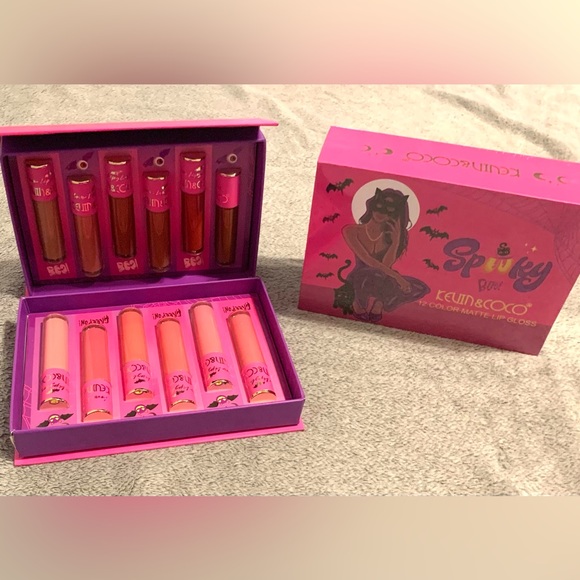 Variety Of Makeup $20 each piece of best offer ! - Picture 4 of 15